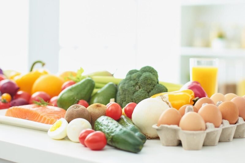 How to Create a Balanced Diet With Everyday Foods